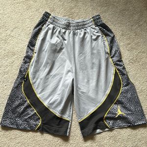 Men’s dri-fit Jordan basketball shorts